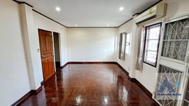 4 Bedroom Townhouse for rent in Phra Khanong, Bangkok near BTS Phra Khanong