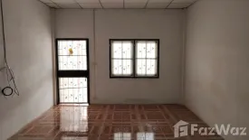 2 Bedroom Townhouse for sale in Bang Chan, Bangkok