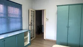 2 Bedroom Townhouse for sale in Bang Mot, Bangkok