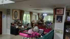 5 Bedroom House for sale in Tha Raeng, Bangkok