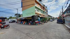 2 Bedroom Townhouse for sale in Rock Garden Home 1, Khlong Thanon, Bangkok