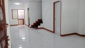 3 Bedroom Townhouse for sale in Nong Khang Phlu, Bangkok