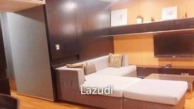 2 Bedroom Condo for sale in Quad Silom, Silom, Bangkok near BTS Chong Nonsi