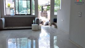 3 Bedroom Townhouse for sale in Bang Mot, Bangkok