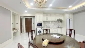 3 Bedroom Condo for sale in Nusa State Tower Condominium, Silom, Bangkok near BTS Surasak