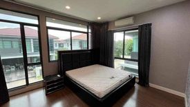 3 Bedroom House for rent in Hua Mak, Bangkok near MRT Si Burapha