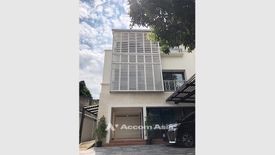 3 Bedroom House for rent in Phra Khanong, Bangkok near BTS Thong Lo