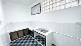 3 Bedroom Townhouse for rent in Bang Chak, Bangkok