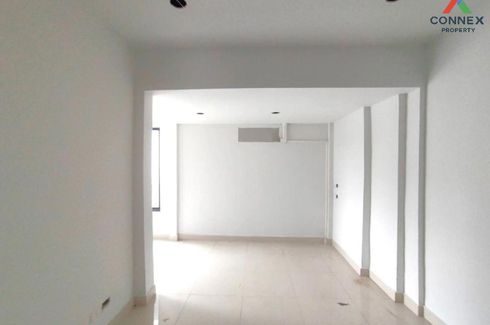 3 Bedroom Townhouse for sale in The Villa Bangbuathong, Bang Bua Thong, Nonthaburi