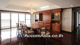 3 Bedroom Apartment for rent in Phra Khanong, Bangkok near BTS Thong Lo