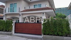 5 Bedroom House for sale in wonderland 2, Na Kluea, Chonburi