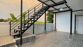 2 Bedroom Townhouse for sale in Bang Khu Rat, Nonthaburi