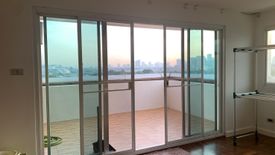 2 Bedroom Condo for sale in Green Peace Mansion, Sam Sen Nai, Bangkok near BTS Saphan Kwai