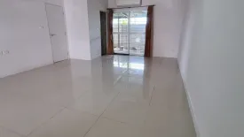 3 Bedroom Townhouse for sale in iField Bangna, Dokmai, Bangkok