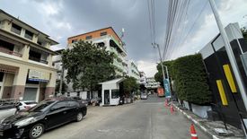 6 Bedroom Townhouse for rent in Bang Sue, Bangkok near MRT Bang Pho