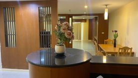 1 Bedroom Condo for sale in Nusa State Tower Condominium, Silom, Bangkok near BTS Surasak