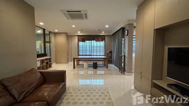 4 Bedroom House for sale in Dokmai, Bangkok