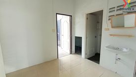 6 Bedroom Townhouse for sale in Khlong Thanon, Bangkok