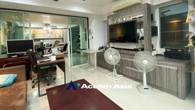 5 Bedroom House for sale in Phra Khanong, Bangkok near BTS Phra Khanong