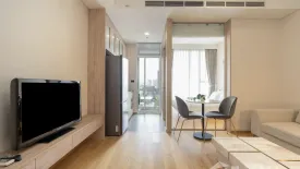 1 Bedroom Condo for sale in Siamese Exclusive Sukhumvit 42, Phra Khanong, Bangkok near BTS Ekkamai