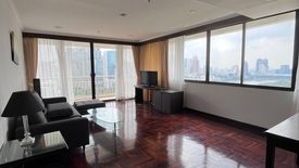 2 Bedroom Condo for rent in Lake Green, Khlong Toei, Bangkok near BTS Nana