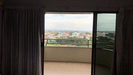 2 Bedroom Condo for sale in Rawee Waree Condominium Chiang Mai, Wat Ket, Chiang Mai