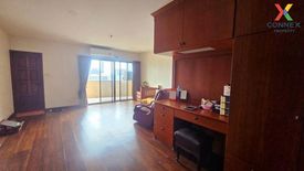 3 Bedroom Condo for sale in Fifty Fifth Tower, Khlong Tan Nuea, Bangkok near BTS Thong Lo