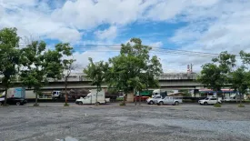 Land for sale in Bang Bamru, Bangkok near MRT Bang Yi Khan