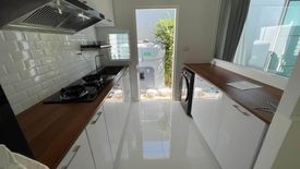 3 Bedroom House for rent in Bang Na, Bangkok near MRT Si La Salle