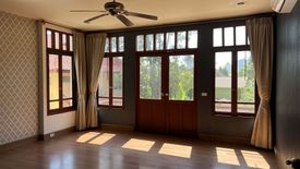 4 Bedroom House for rent in Phra Khanong Nuea, Bangkok near BTS Phra Khanong