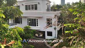 5 Bedroom House for rent in Khlong Toei Nuea, Bangkok near MRT Sukhumvit