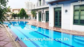 5 Bedroom House for rent in Khlong Toei Nuea, Bangkok near MRT Sukhumvit