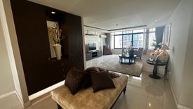 3 Bedroom Condo for rent in Khlong Tan Nuea, Bangkok