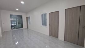 3 Bedroom Townhouse for sale in Surasak, Chonburi