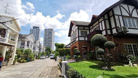 4 Bedroom House for sale in Phra Khanong Nuea, Bangkok near BTS On Nut