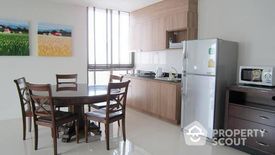 2 Bedroom Condo for rent in Ideo Sathorn - Taksin, Bang Lamphu Lang, Bangkok near BTS Krung Thon Buri