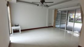 4 Bedroom House for rent in Khlong Tan, Bangkok near BTS Thong Lo