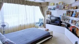 3 Bedroom Condo for rent in Watermark Chaophraya River, Bang Lamphu Lang, Bangkok