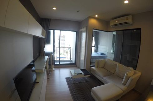 1 Bedroom Condo for rent in Urbano Absolute Sathon - Taksin, Khlong Ton Sai, Bangkok near BTS Krung Thon Buri