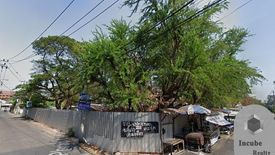 Land for sale in Phlapphla, Bangkok near MRT Lat Phrao 83