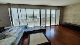 3 Bedroom Condo for rent in Khlong Toei Nuea, Bangkok near MRT Sukhumvit