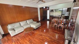 2 Bedroom Condo for rent in Khlong Tan Nuea, Bangkok near BTS Ekkamai