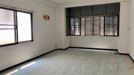 Commercial for sale in Khlong Toei Nuea, Bangkok near MRT Sukhumvit