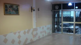 3 Bedroom Commercial for rent in Phaya Thai, Bangkok near BTS Saphan Kwai