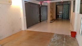 1 Bedroom Commercial for sale in Phra Khanong Nuea, Bangkok near BTS Phra Khanong