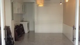 Commercial for rent in SSIP Boutique Dhevej Bangkok, Wat Sam Phraya, Bangkok