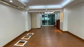 5 Bedroom Commercial for rent in Khlong Chan, Bangkok near MRT Bang Kapi