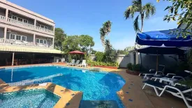 25 Bedroom Hotel / Resort for sale in Na Kluea, Chonburi