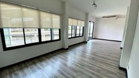 Office for rent in Sanam Bin, Bangkok