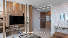 3 Bedroom Condo for sale in Wat Phraya Krai, Bangkok